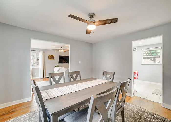 Penn Hills ~ 11 Mi To Holiday home *